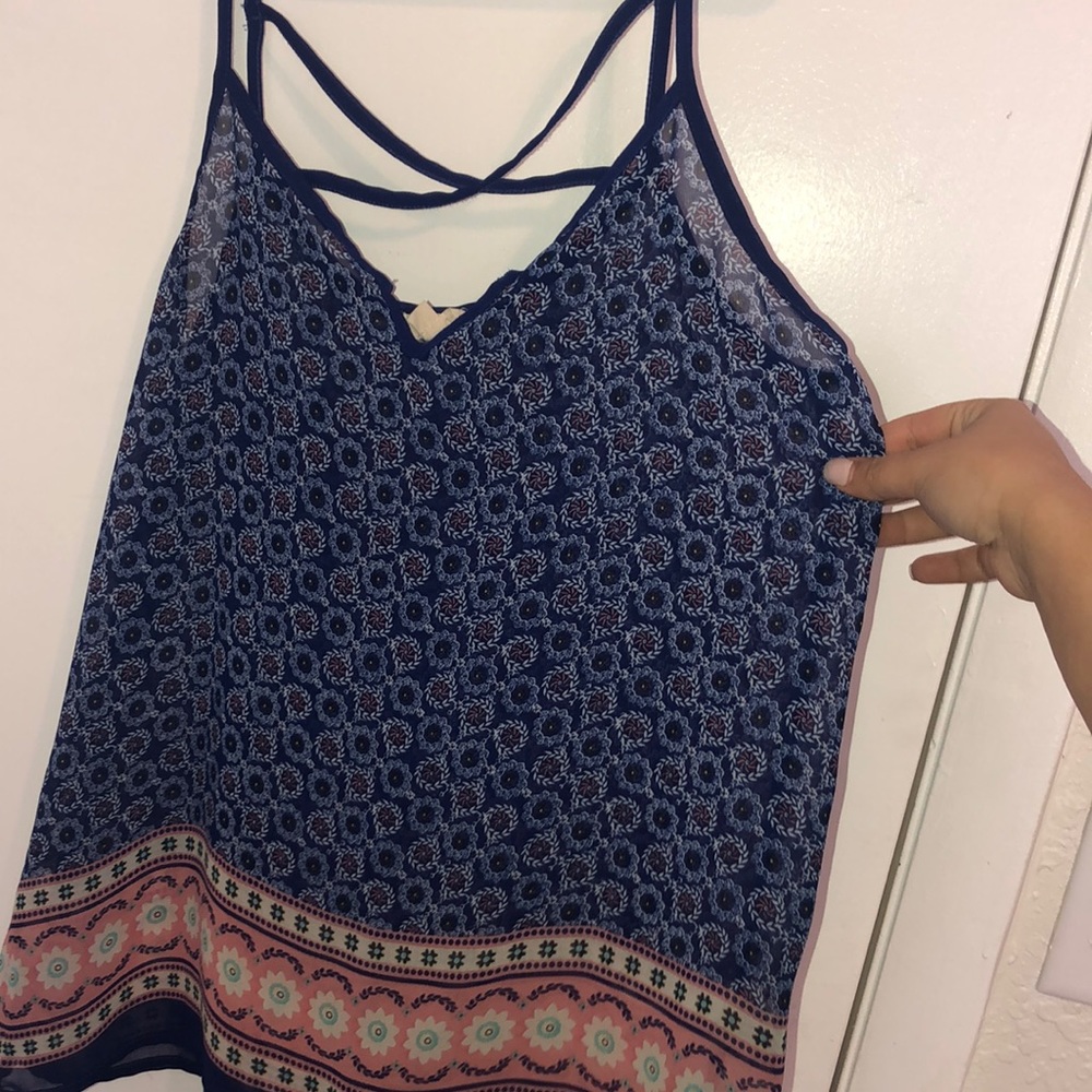 Colorful light weight top